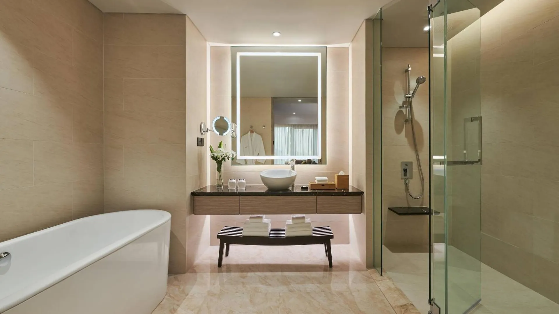 Courtyard By Marriott Penang Hotel George Town