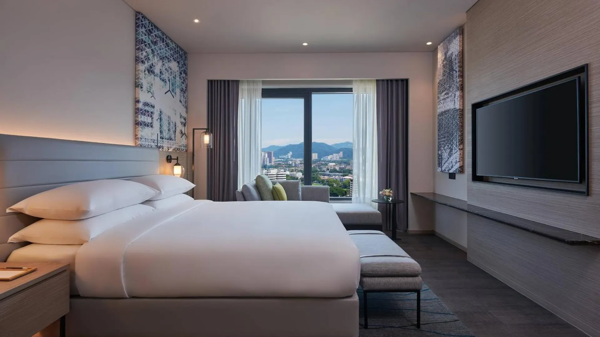 Courtyard By Marriott Penang Hotel George Town